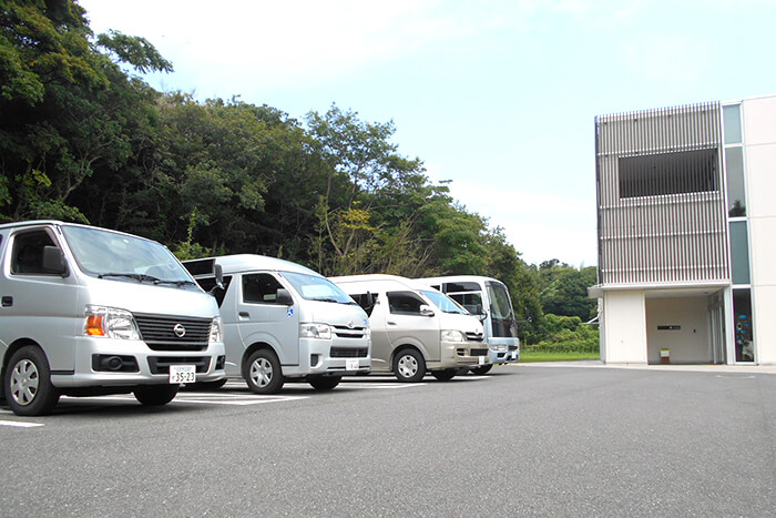 デイケア送迎車